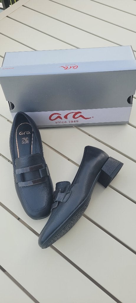 Chaussures confort ara neuves, Neuf, Enlèvement ou Envoi, Escarpins, ARA femme