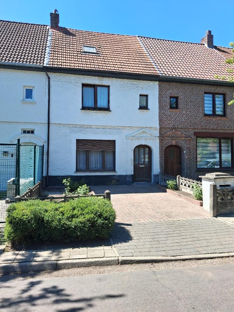 huis te koop met 5 slaapkamers op te frissen te genk., Immo, Maison 2 façades, Ventes sans courtier, Genk