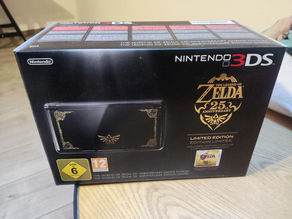 Nintendo 3DS Collector Zelda 25-jarig jubileum complete doos, Ophalen of Verzenden, Zo goed als nieuw, Zwart, 3DS