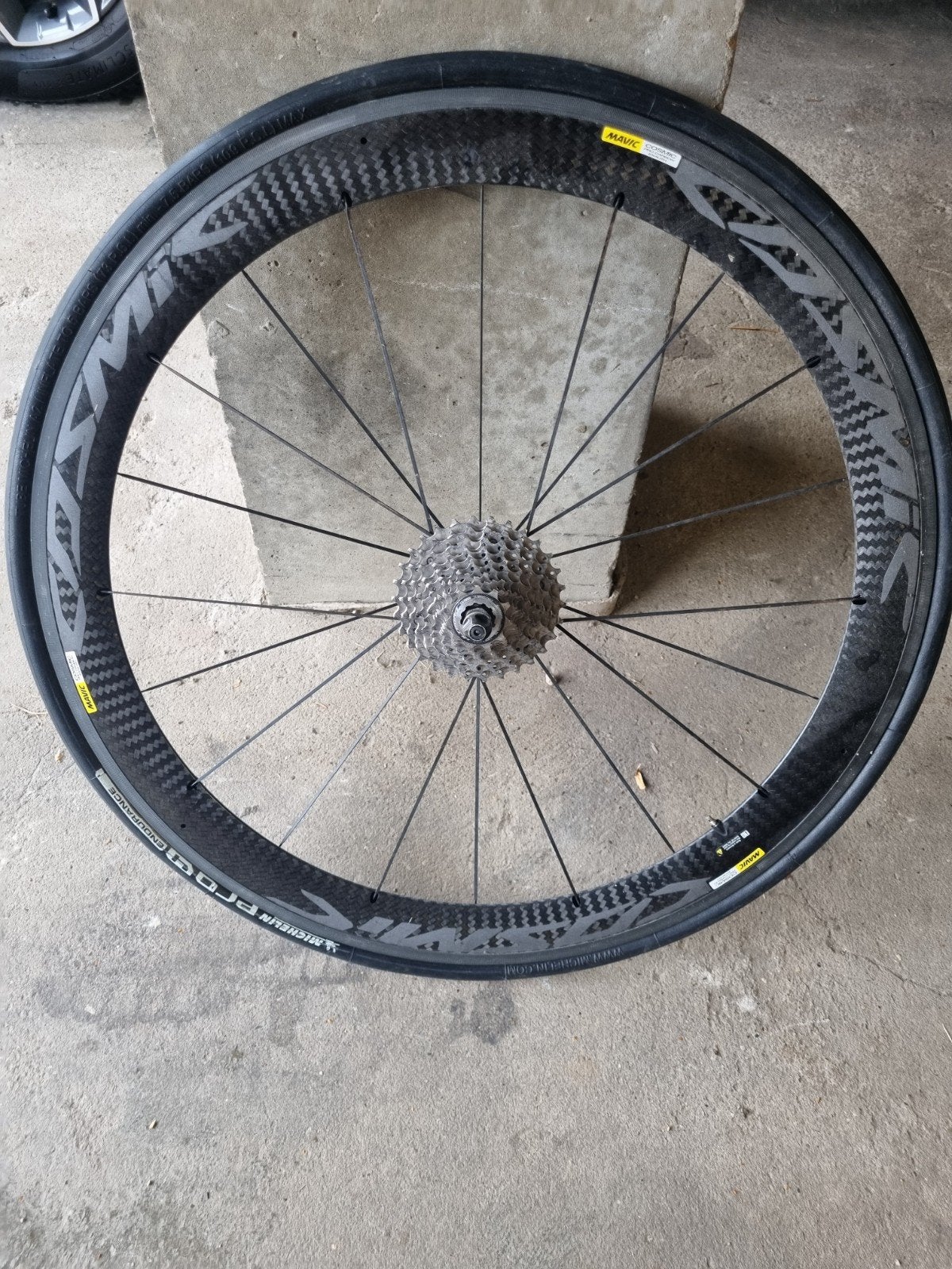 roue arrière Mavic Cosmic carbone frein patins, Vélos & Vélomoteurs, Enlèvement, Cadre, Carbone