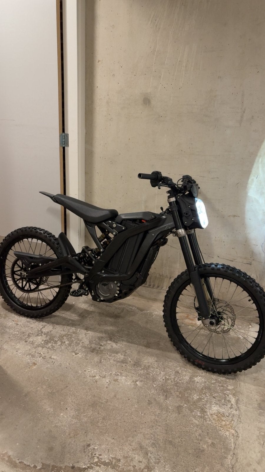 E crossers gezocht / surron ect, Enlèvement, Comme neuf