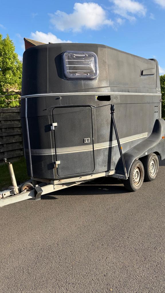 Paardentrailer te koop, Enlèvement, Comme neuf
