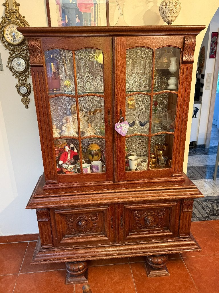 Antieke eetkamer, Ophalen