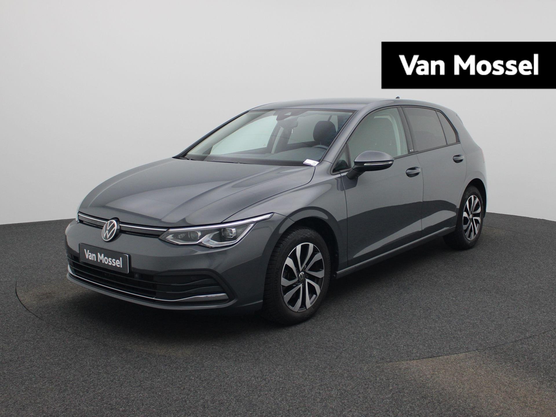 Volkswagen Golf VIII 1.0 TSI 81kW Life SFEERVERLICHTING | CA, Auto's, Stof, Gebruikt, Zwart, 1257 kg