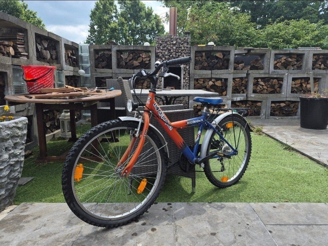 Jongensfiets, Ophalen, Zo goed als nieuw, Vering