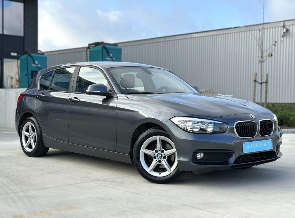 BMW 116d 2018 met 134490km GPS Cruise - bij BMW onderhouden, Auto's, 1 Reeks, Leder, Bedrijf, 5 deurs