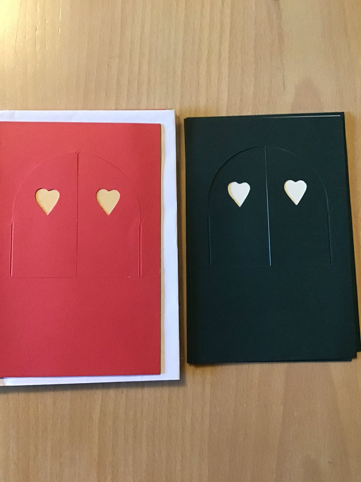 Hobbykaarten met deurtjes - hartje, Ophalen of Verzenden, Zo goed als nieuw