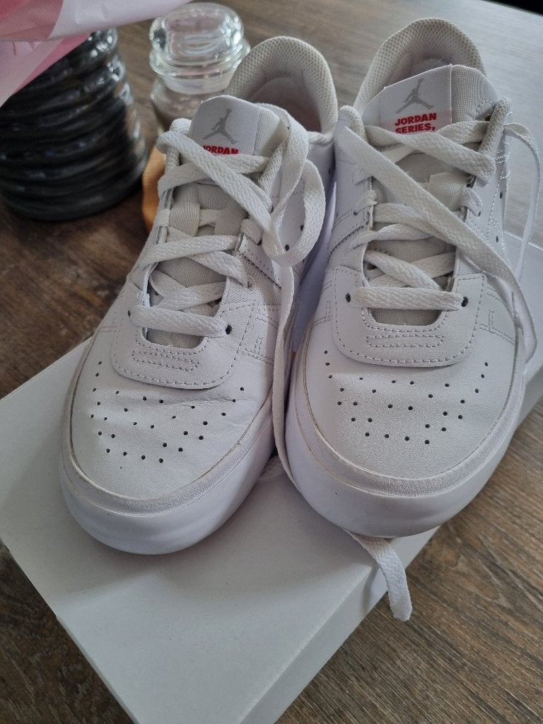 Basket Puma Jordan 38, Enlèvement ou Envoi, Puma, Sneakers et Baskets, Comme neuf