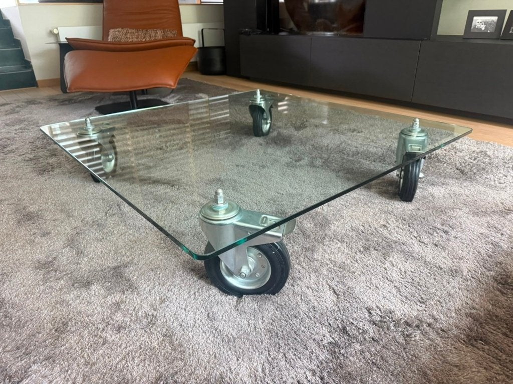 Unieke Glazen Salontafel op Wielen, Huis en Inrichting, Tafels | Salontafels, Ophalen, Vierkant, Industrieel / Modern / Design