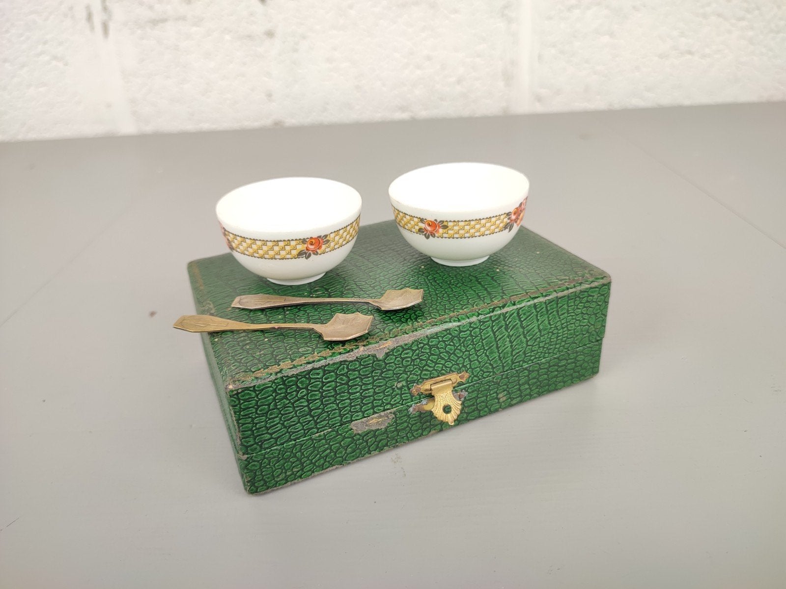Limoges peper en zout setje, Antiek en Kunst, Antiek | Servies los, Ophalen of Verzenden