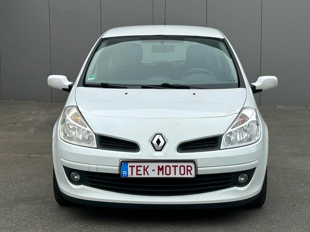 RENAULT CLIO 1.2 BENZINE, GEKEURD, AIRCO, NIEUW STAAT!!, Auto's, Renault, Handgeschakeld, 55 kW, 1149 cc, Parkeersensor