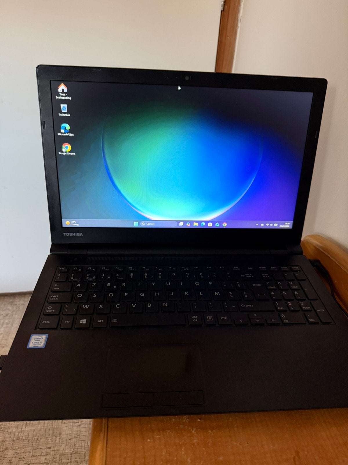Laptop toshiba, Computers en Software, Ophalen of Verzenden, Zo goed als nieuw
