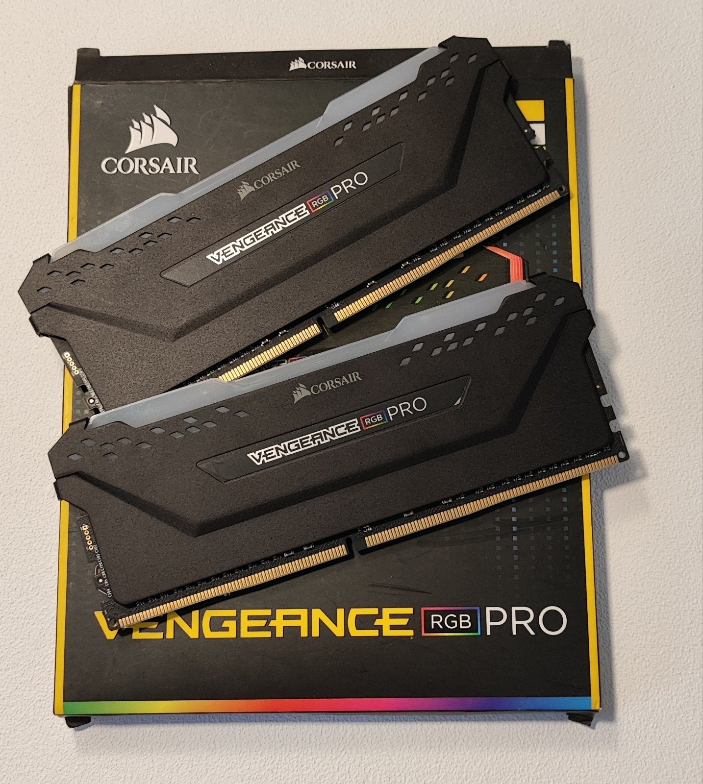 Corsair Vengeance RGB PRO 32 GB RAM-kit (2x16 GB) DDR4 3600, Computers en Software, RAM geheugen, 32 GB, Server, DDR4, Ophalen of Verzenden