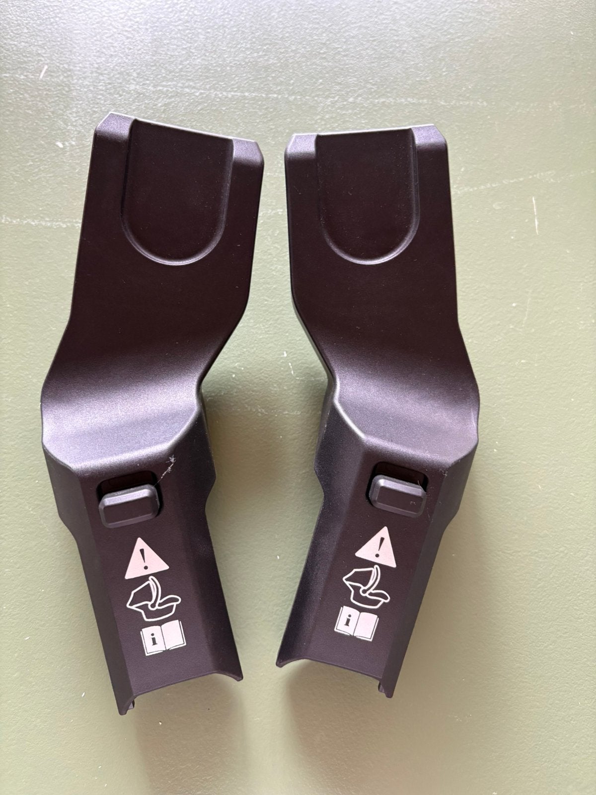 Maxi Cosi Adapter - Thule Sleek, Autres marques, Enlèvement ou Envoi, Avec siège auto, Comme neuf
