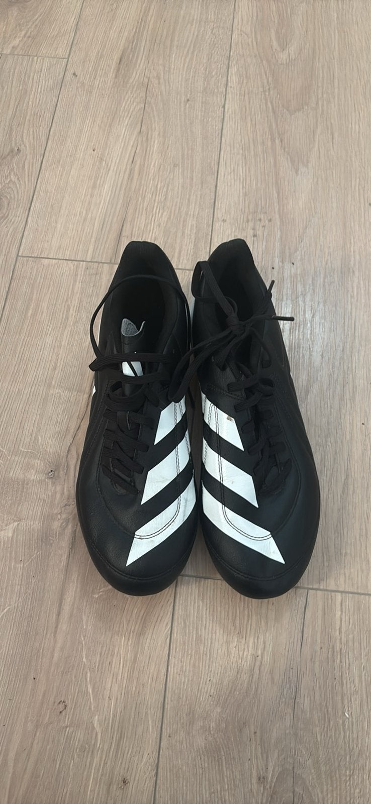 Chaussures de foot, Enlèvement ou Envoi, Comme neuf, Chaussures