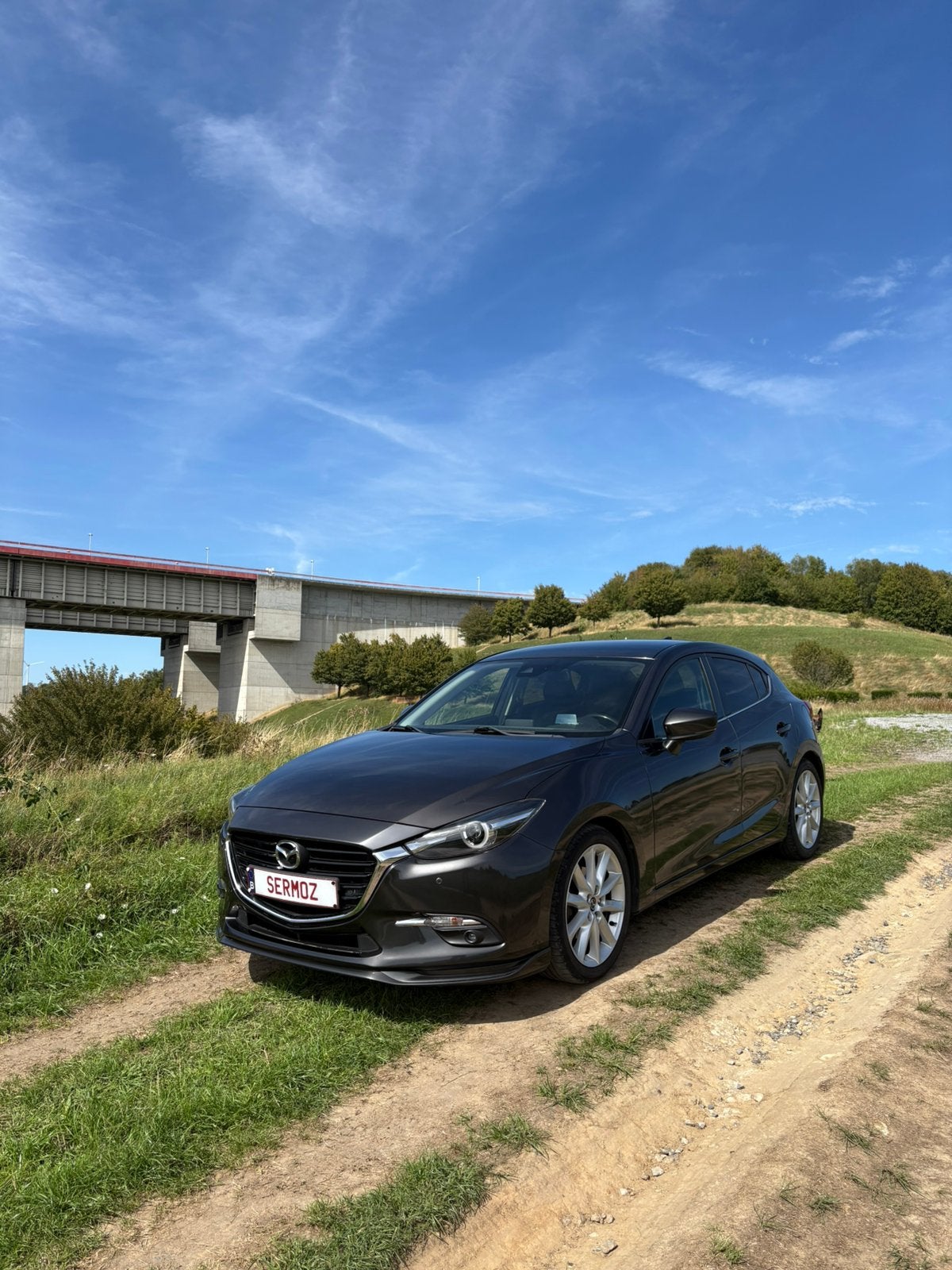 Mazda 3 2.0L full option, Autos, Argent ou Gris, Achat, Euro 6, Carnet d'entretien