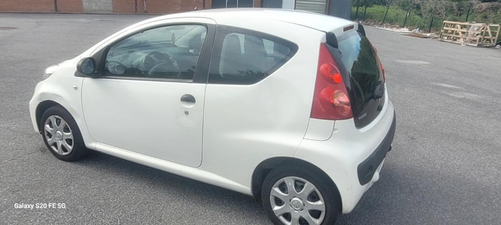 PEUGEOT 107+2012+1.0ES+CT VIÈRGE+FEUILLE ROSE À 1799EU, Autos, Peugeot, Euro 5, Achat, 50 kW, Entreprise