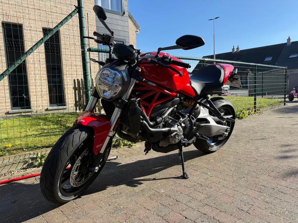 Ducati Monster 821, Permis Moto A, Occasion, Plus de 35 kW, 2 cylindres