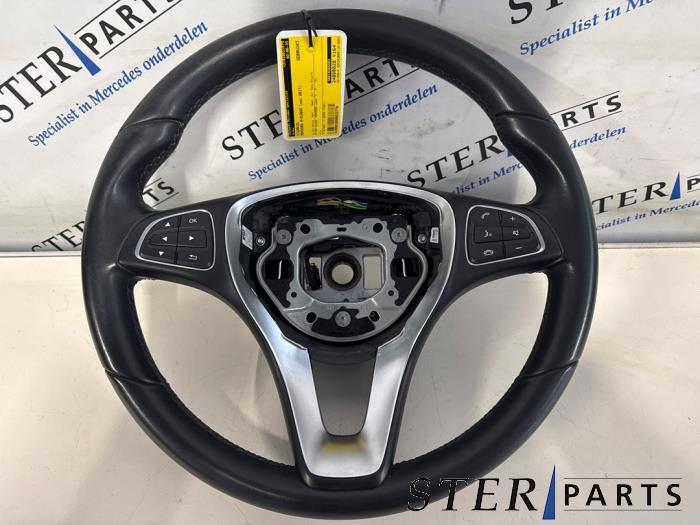 Volant d'un Mercedes B-Klasse, 3 mois de garantie, Utilisé, -, -
