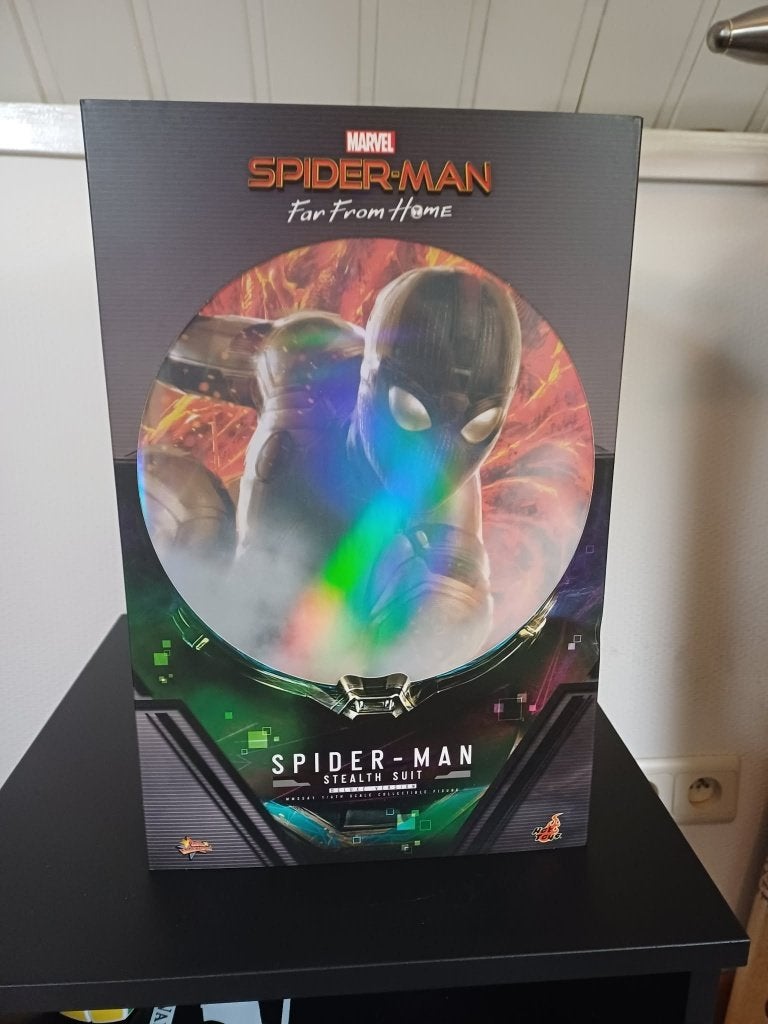 Hot Toys - Spider-Man Stealth Suit - Deluxe Edition, Ophalen of Verzenden, Zo goed als nieuw, Film, Actiefiguur of Pop