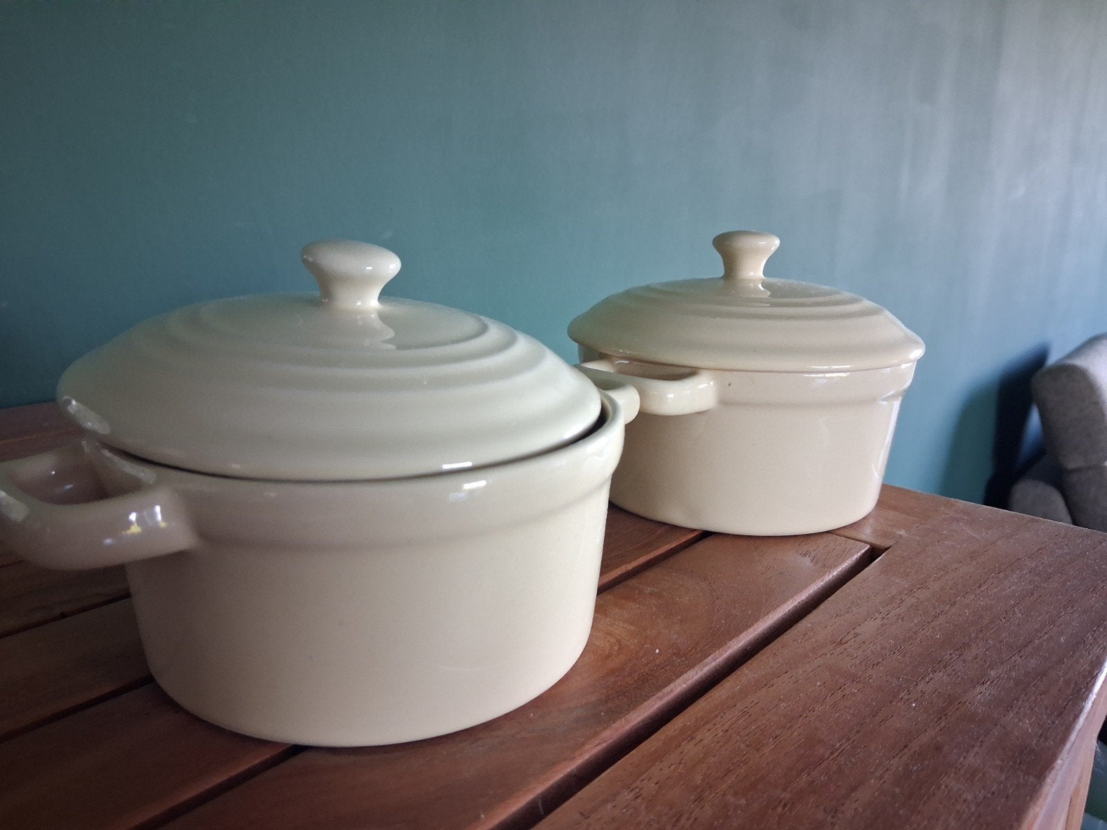 Kleine  potjes 13 cm diameter uit aardewerk, Ophalen