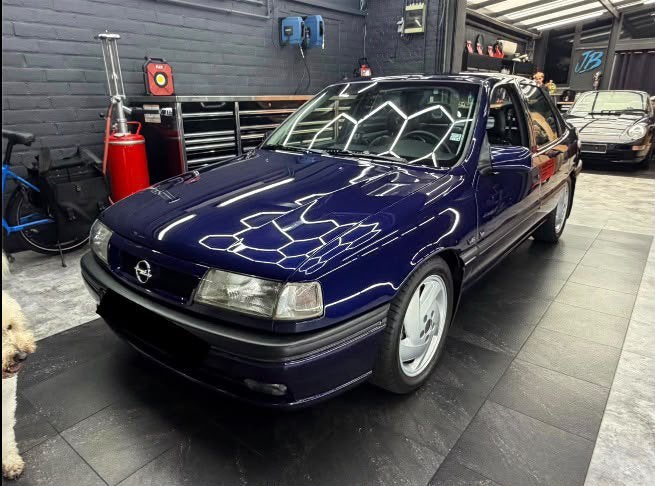 OPEL VECTRA 2.5 V6, Enlèvement