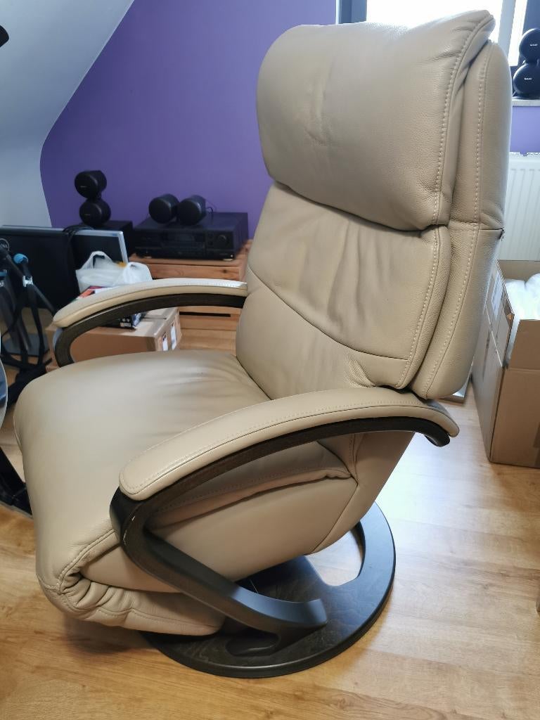 Fauteuil Cuir Relax électrique Cuir vachette Beige, Maison & Meubles, Fauteuils, Enlèvement, Comme neuf, Bois