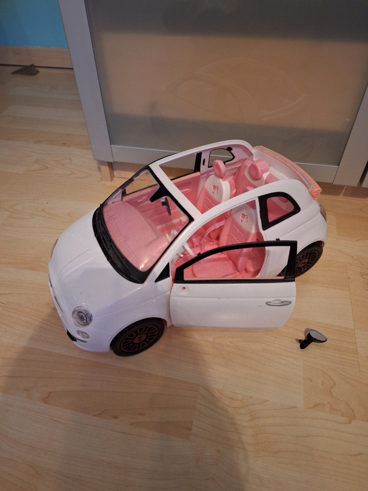 Barbie fiat 500, Enlèvement, Utilisé