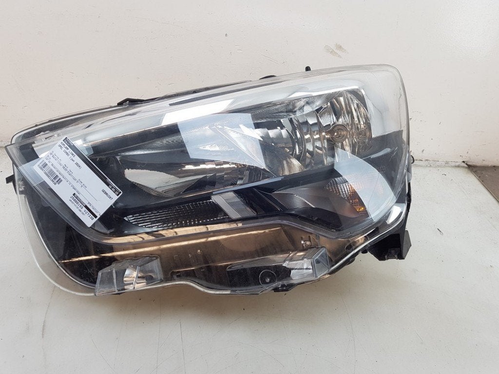 KOPLAMP LINKS Opel Combo Cargo (|9816825580|), Gebruikt, Valeo, Opel, 100, rue de Courcelles
75017  Paris, FR