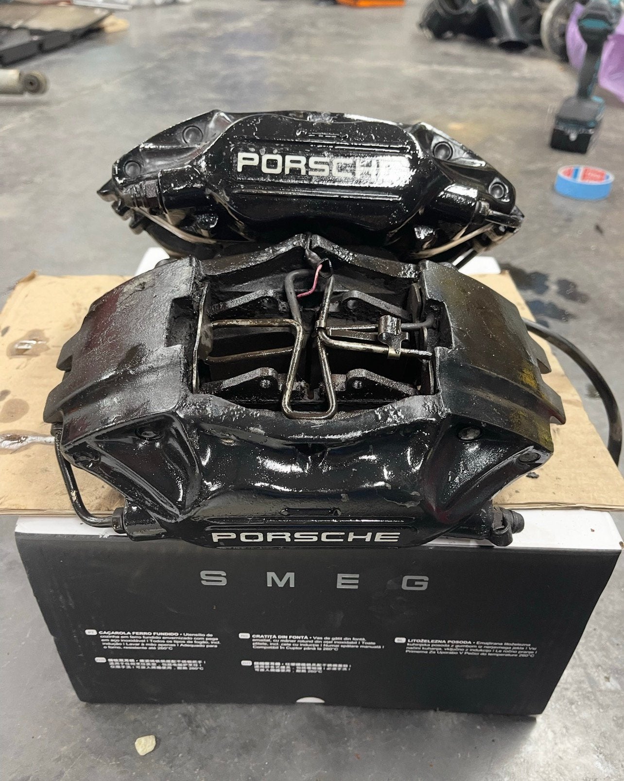 Porsche 911 - 964 - 944 - 968 set remklauwen, Auto-onderdelen, Ophalen, Porsche