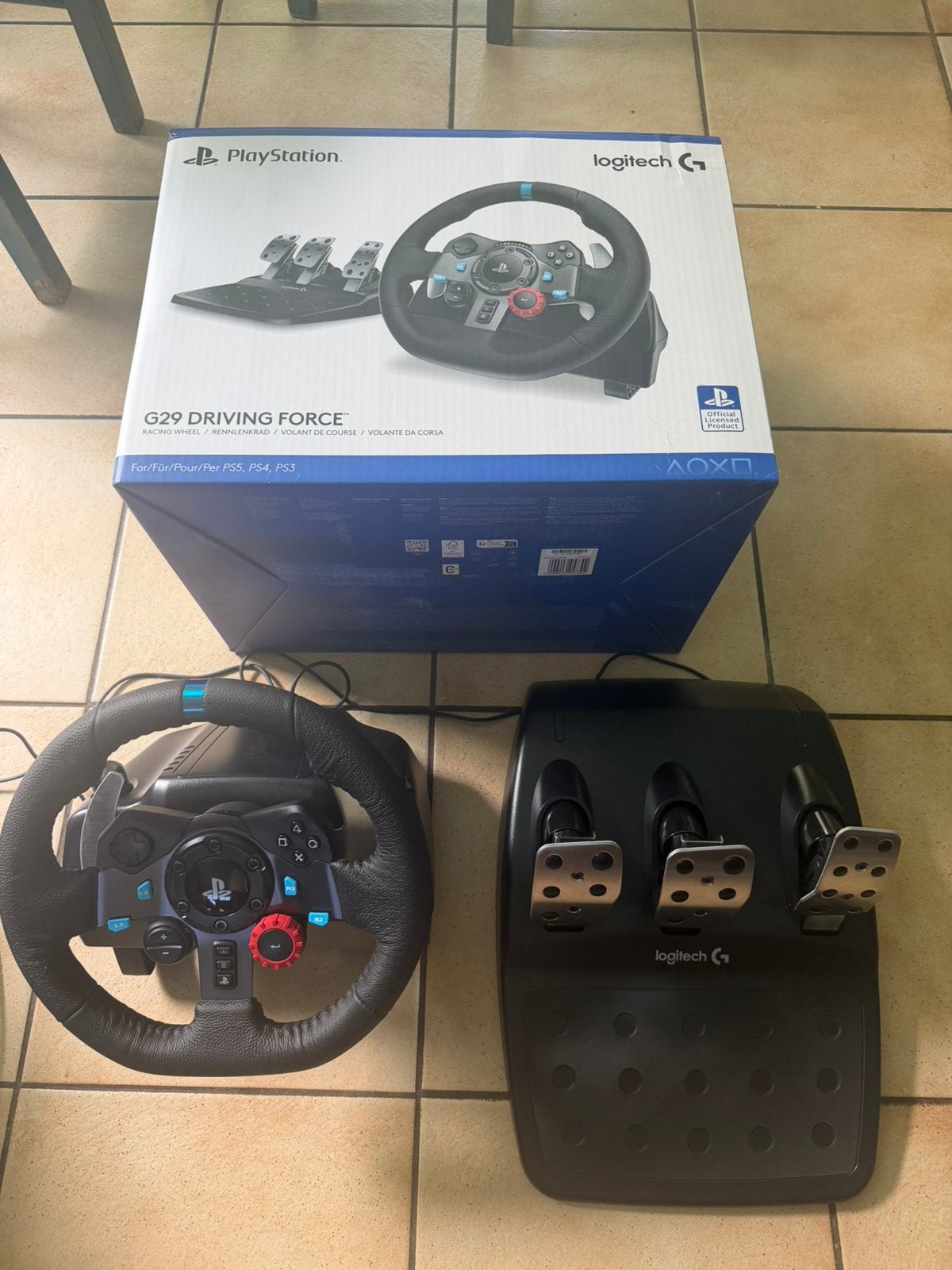 G29 logitech ( volant avec retour de force et pedalier), Enlèvement, Comme neuf, Volant ou Pédales, PlayStation 3