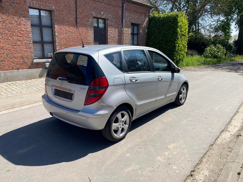 Mercedes A klasse Automaat 2.0l diesel 145.000km, Auto's, Mercedes-Benz, Automaat, Leder, Bedrijf, Airbags
