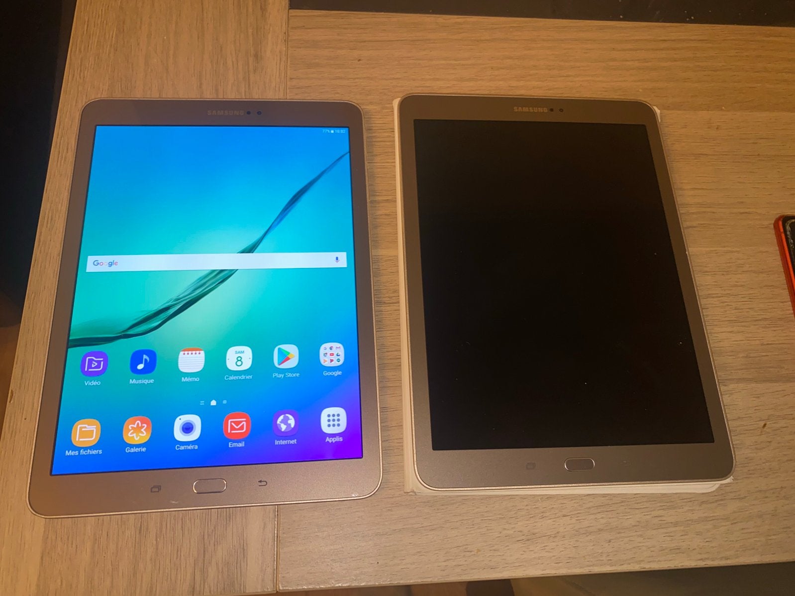 1 tablette Samsung Tab S2, Informatique & Logiciels, Enlèvement, Comme neuf