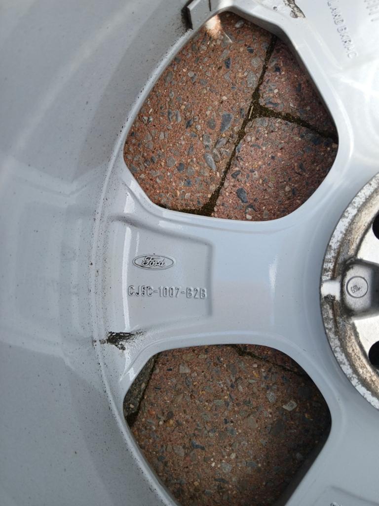 Velgen Ford kuga, Ophalen