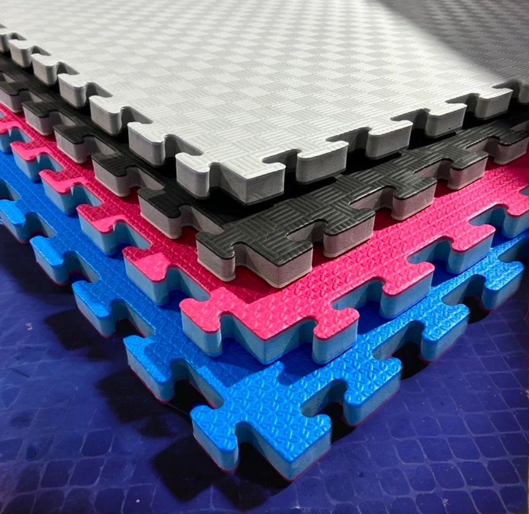 Gezocht gebruikte Tatami puzzelmatten (1bij1m), Ophalen, Zo goed als nieuw, Vechtsportmaterialen