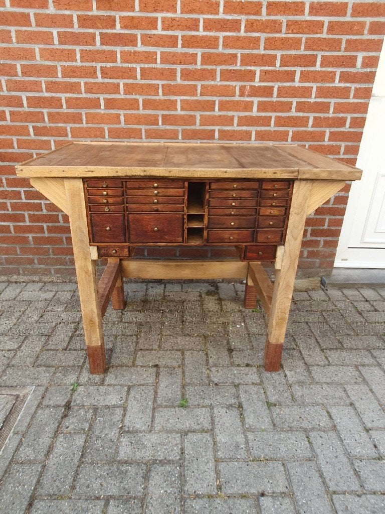 Établi d’horloger ancien en chêne massif (Bureau / Métier), Antiquités & Art, Enlèvement