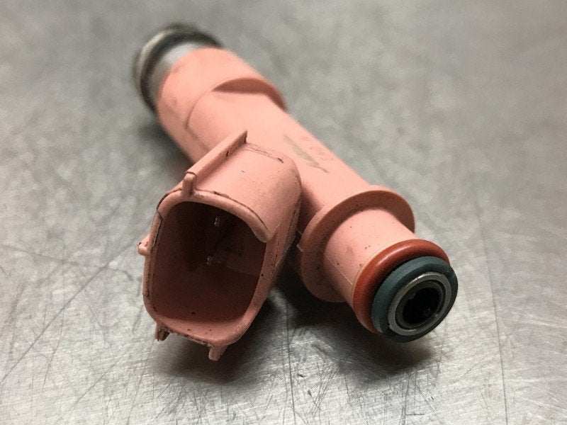 INJECTOR BRANDSTOF Yaris III (P13) (|YARIS|2325021091|), Auto-onderdelen, Gebruikt, Toyota