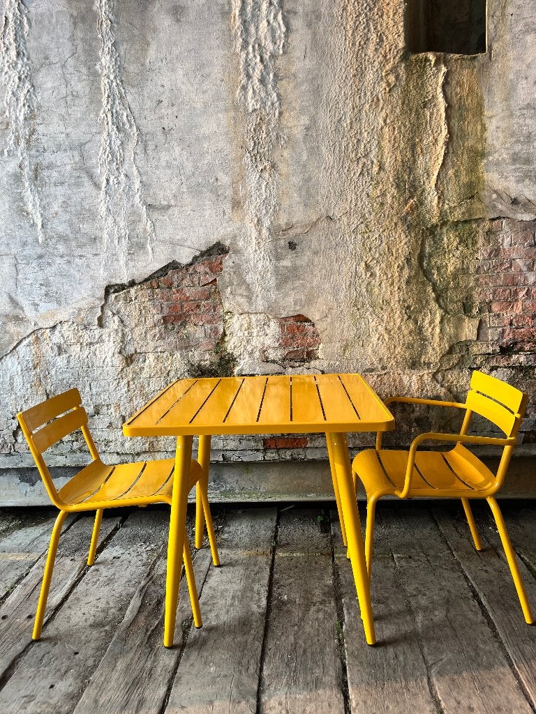 Retro rasa tafels ( verschillende kleuren op voorraad), Huis en Inrichting, 50 tot 100 cm, Nieuw, Vijf personen of meer, Metaal