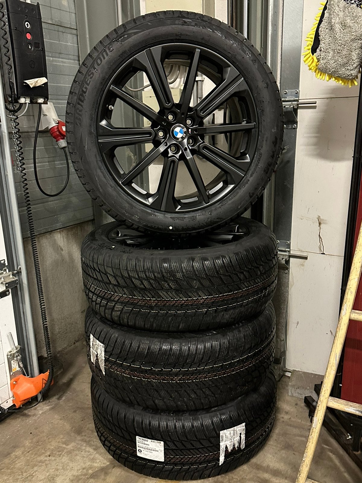 BMW G05 X5 Velgen en Banden 275 / 45 / 20 Inch, Ophalen, Gebruikt, 275 mm, Banden en Velgen