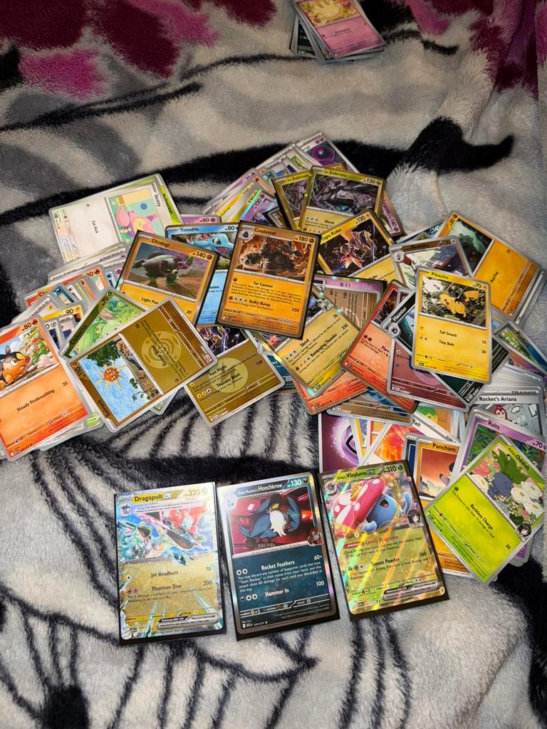 Pokemon acsended heroes rond 400 stuks bulk en phantasmal, Ophalen, Zo goed als nieuw
