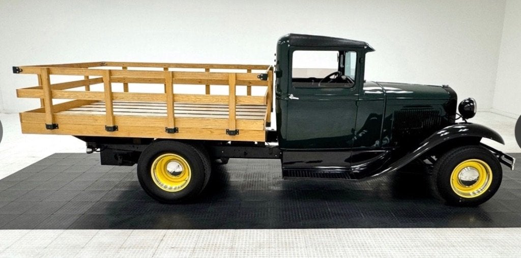1930 Ford Model A Stakebody Pickup, Auto's, Oldtimers, Voorwielaandrijving, Stof, Zwart, Bedrijf