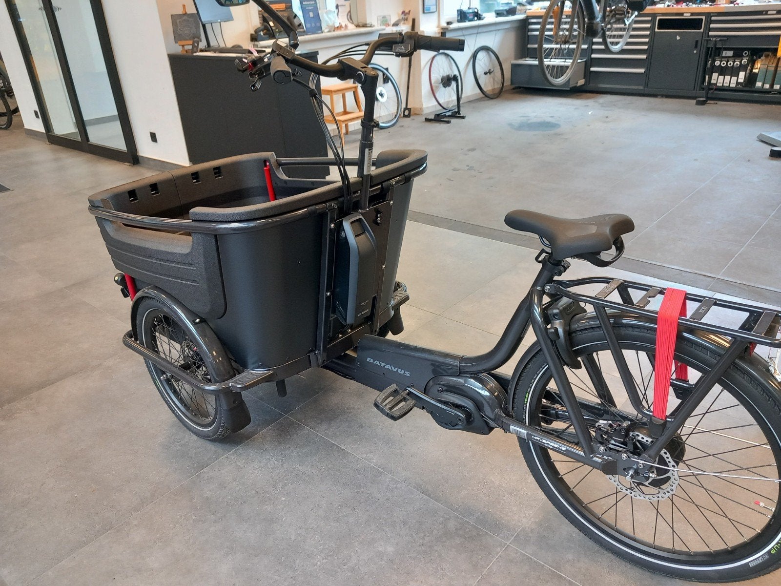 Electrische bakfiets merk Batavus, Fietsen en Brommers, Ophalen