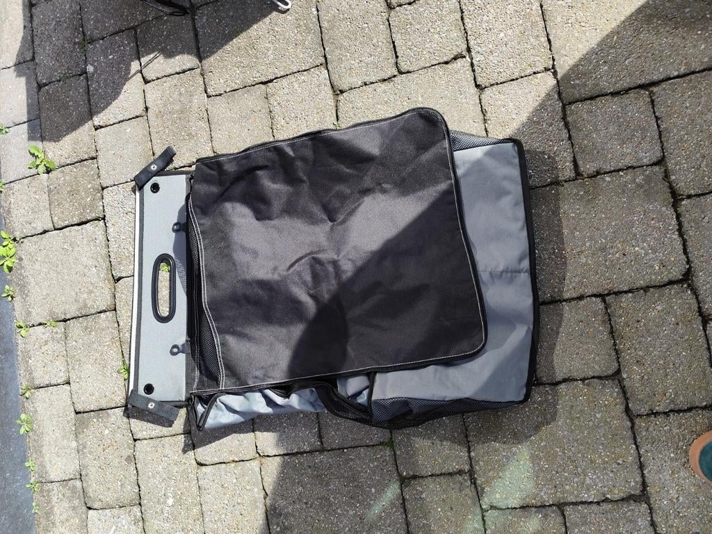 Caravan organizer schoenen, Particulier