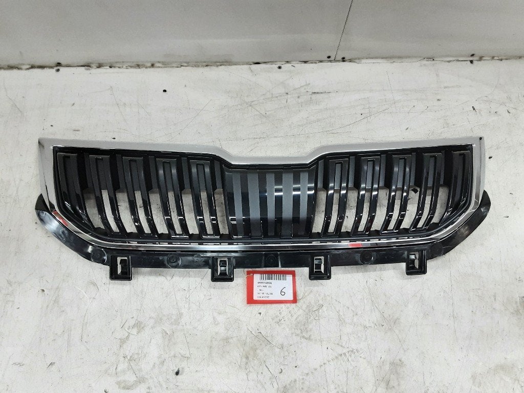 LUCHTROOSTER Skoda Karoq (01-2017/-) (57A853653B), Gebruikt, Mevr. I. Hauben, Skoda, Rue de l'Espoir 34 34
4030  GRIVEGNÉE, BE