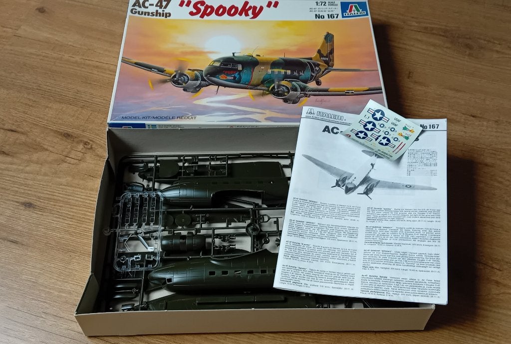AC-47 Gunship, 1:72 tot 1:144, Italeri, Ophalen of Verzenden, Zo goed als nieuw