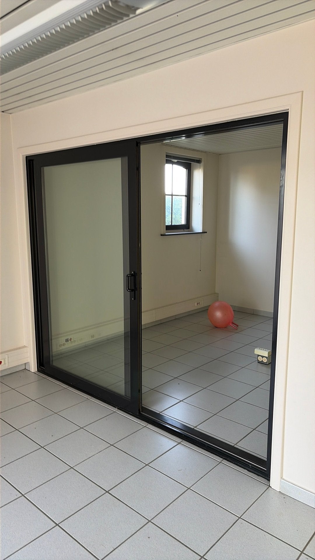Aluminium schuifraam, Ophalen, Gebruikt, 225 cm of meer, Aluminium