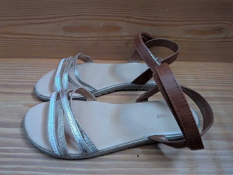 sandales fille dorées - pointure 36, Enlèvement, Utilisé, Fille