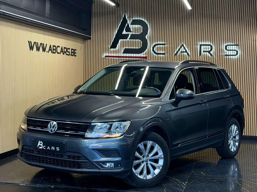 Volkswagen Tiguan 1.4 TSI Sport * GARANTIE 12 MOIS * 1ER PRO, Auto's, Stof, Gebruikt, 4 cilinders, Bedrijf