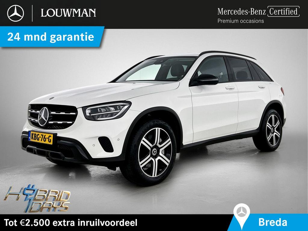 Mercedes-Benz GLC 300 e 4MATIC Plug-In Hybride | Trekhaak |, Auto's, Mercedes-Benz, Automaat, Navigatiesysteem, Zwart, Wit