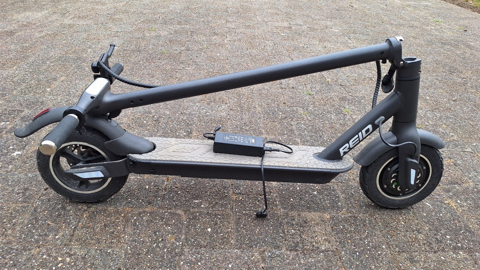 Elektrische step (Reid), Enlèvement, Comme neuf, Step électrique (E-scooter), Reid